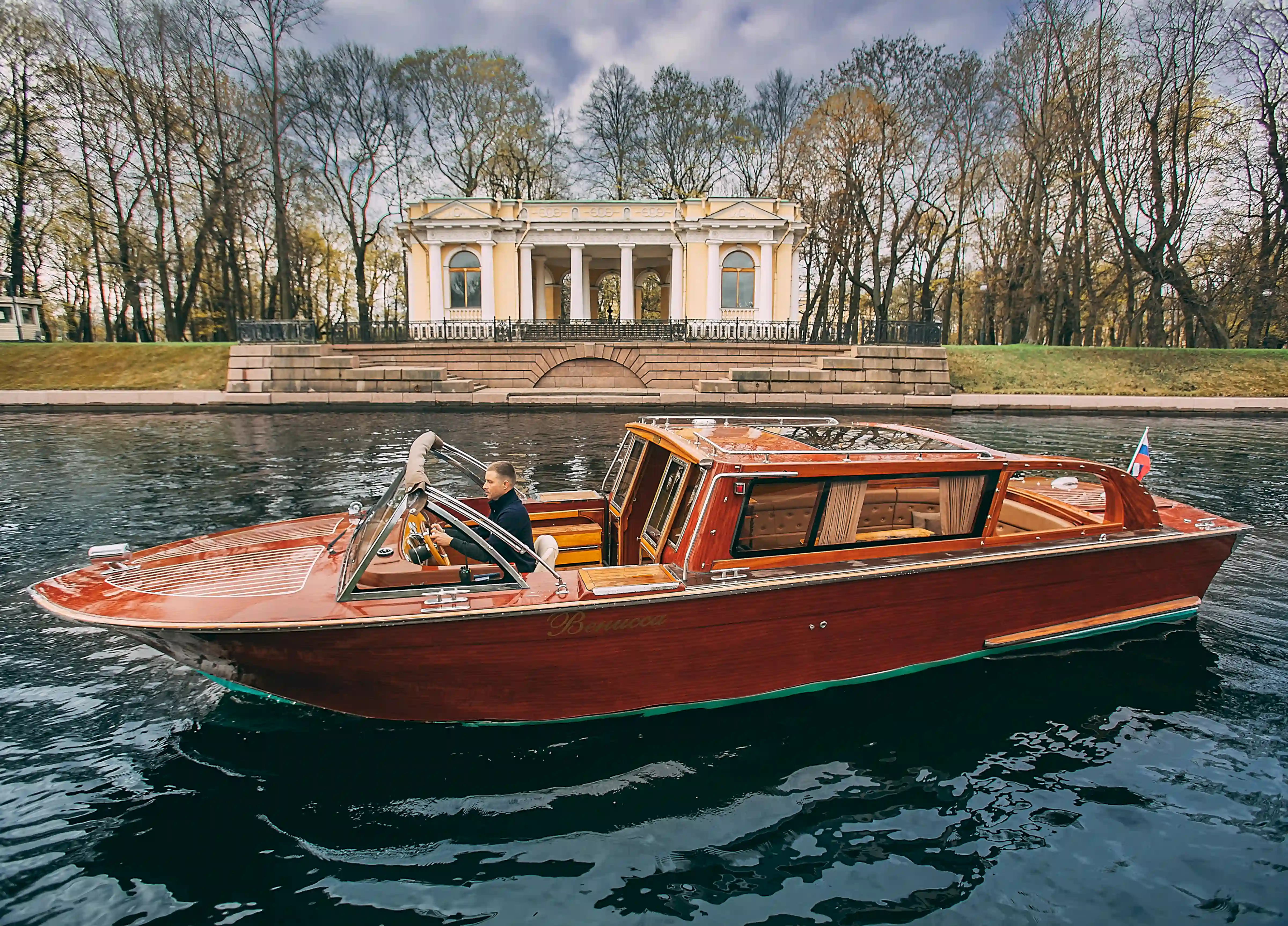 Катер  «Венисса» image- 4